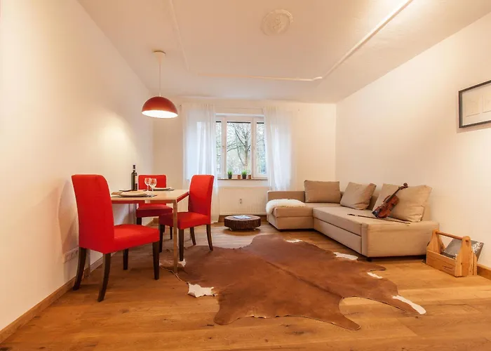 公寓 Zentrales City-apartment Mit Blick Ins Gruene *