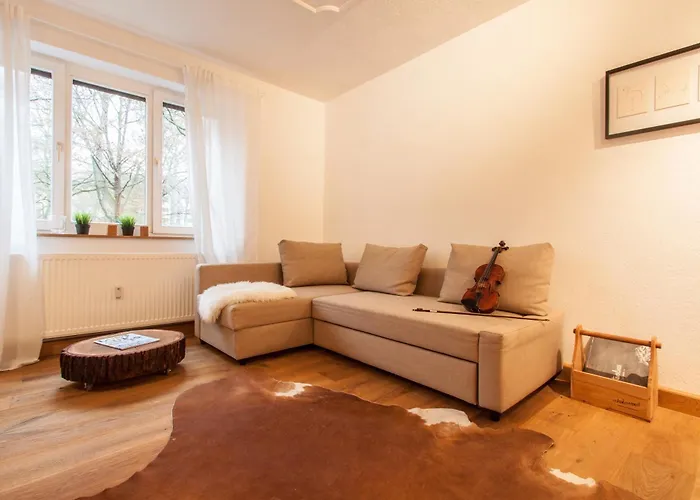 Zentrales City-apartment Mit Blick Ins Gruene * 维尔茨堡
