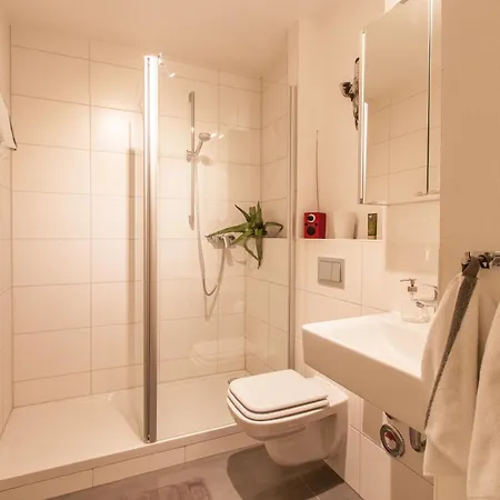 Lejlighed Zentrales City-apartment Mit Blick Ins Gruene *