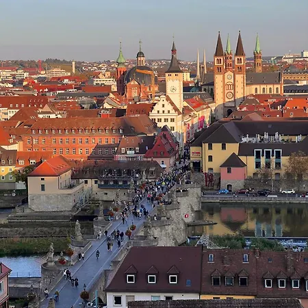 Zentrales City-apartment Mit Blick Ins Gruene Lejlighed Würzburg